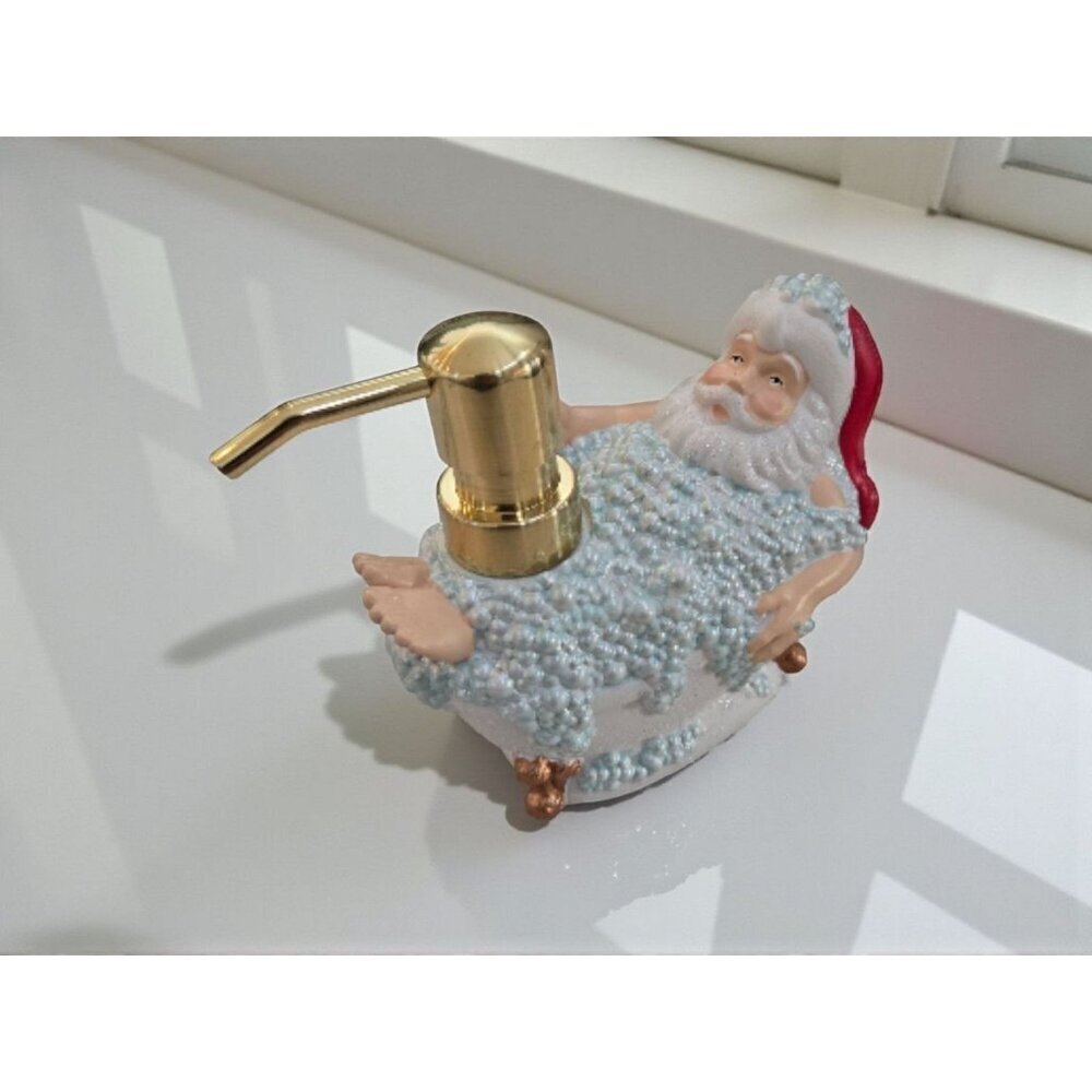 New Christmas Santa Claus Taking A bubble Bath In Tub Funny Gag Soap Dispenser